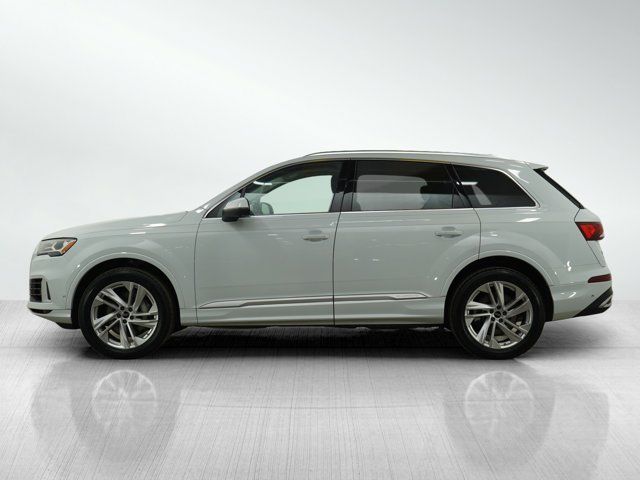 2022 Audi Q7 Premium Plus