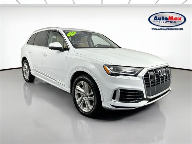 2022 Audi Q7 Premium Plus