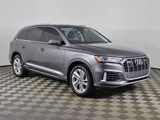 2022 Audi Q7 Premium Plus