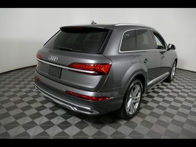 2022 Audi Q7 Premium Plus