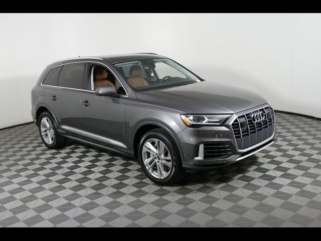 2022 Audi Q7 Premium Plus