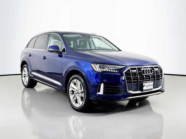 2022 Audi Q7 Premium Plus