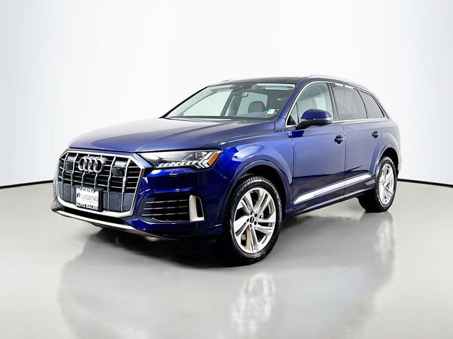 2022 Audi Q7 Premium Plus