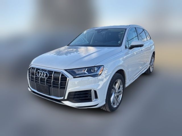 2022 Audi Q7 Premium Plus