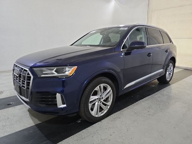 2022 Audi Q7 Premium Plus