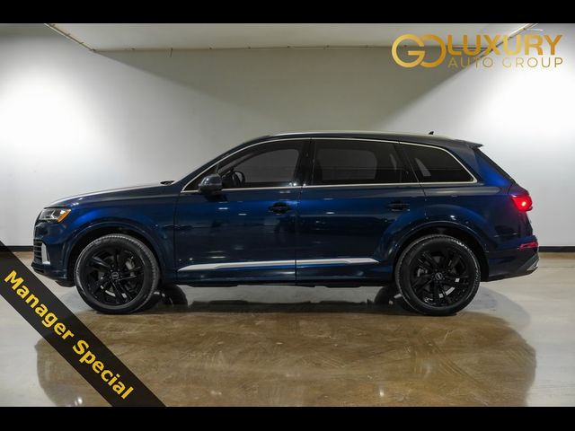 2022 Audi Q7 Premium Plus