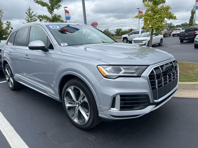 2022 Audi Q7 Premium Plus