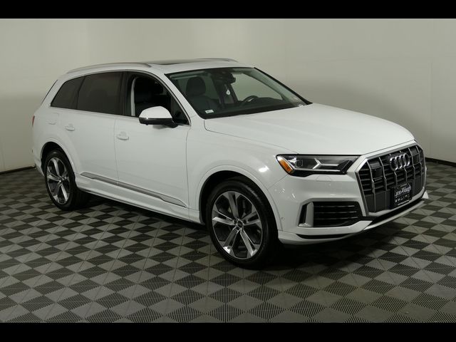 2022 Audi Q7 Premium Plus