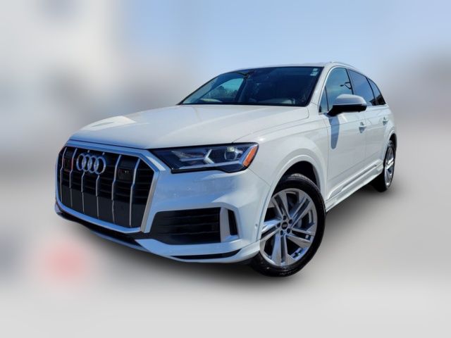 2022 Audi Q7 Premium Plus