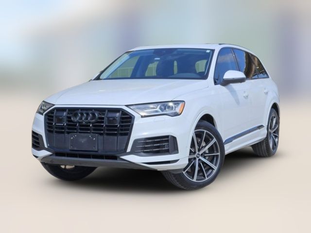 2022 Audi Q7 Premium Plus