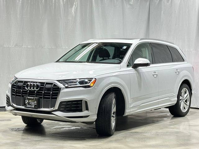 2022 Audi Q7 Premium Plus