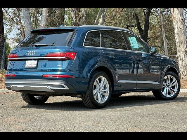 2022 Audi Q7 Premium Plus