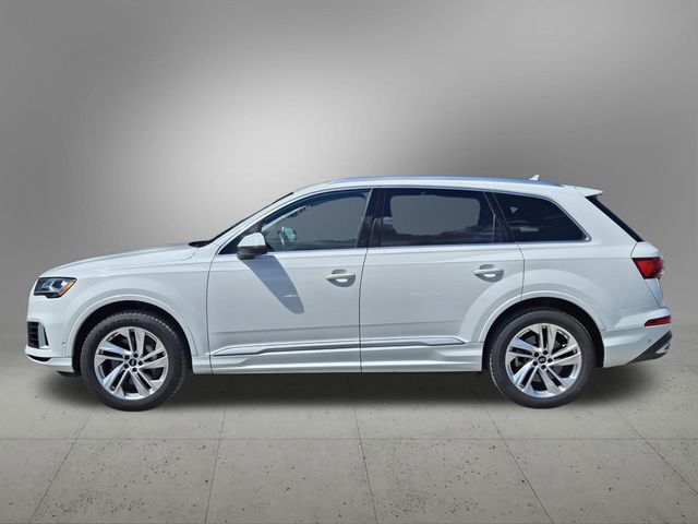 2022 Audi Q7 Premium Plus