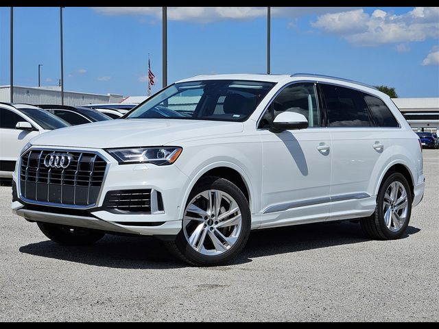 2022 Audi Q7 Premium Plus