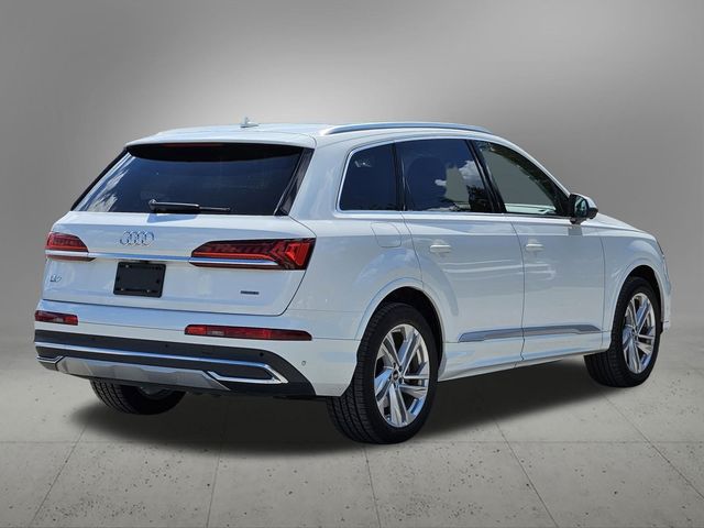 2022 Audi Q7 Premium Plus