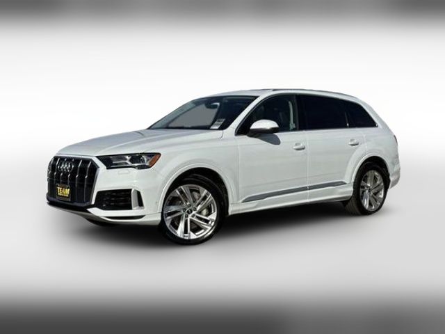 2022 Audi Q7 Premium Plus