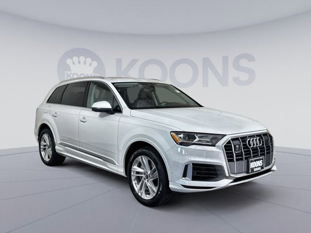 2022 Audi Q7 Premium Plus