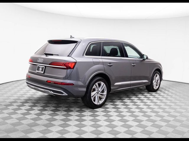 2022 Audi Q7 Premium Plus