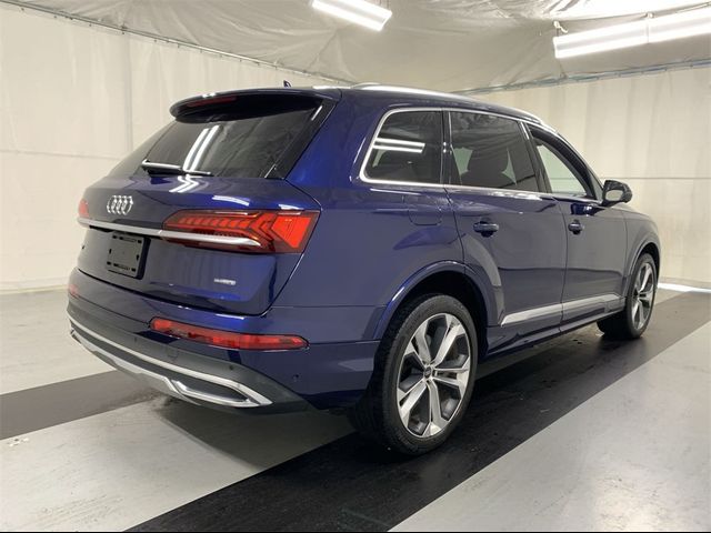 2022 Audi Q7 Premium Plus