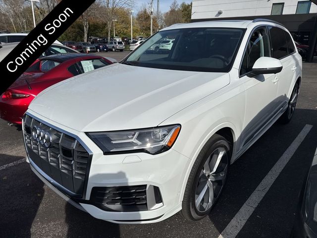 2022 Audi Q7 Premium Plus