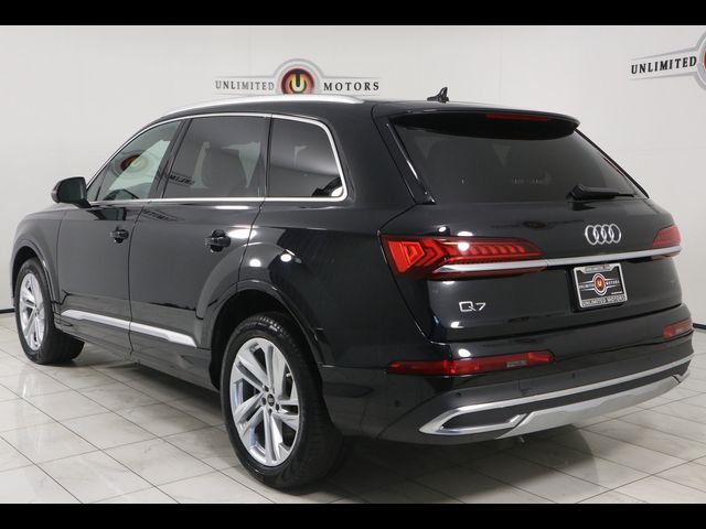 2022 Audi Q7 Premium Plus