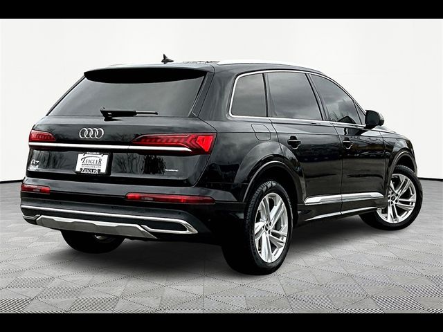 2022 Audi Q7 Premium Plus