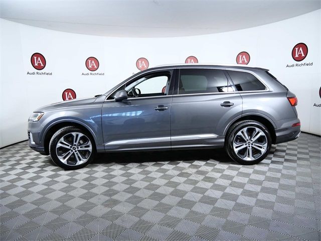 2022 Audi Q7 Premium Plus