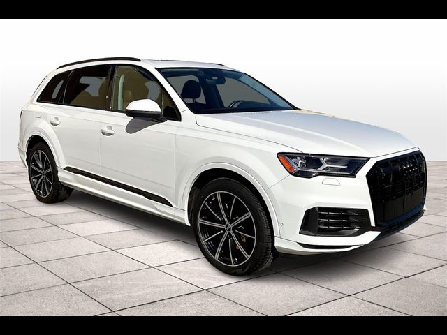 2022 Audi Q7 Premium Plus