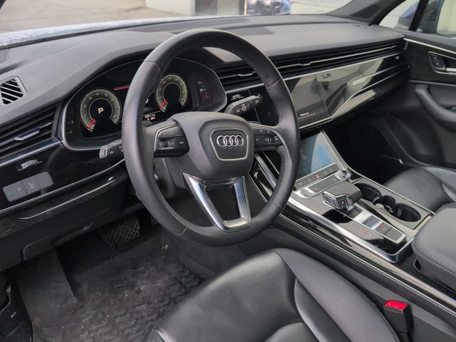 2022 Audi Q7 Premium Plus