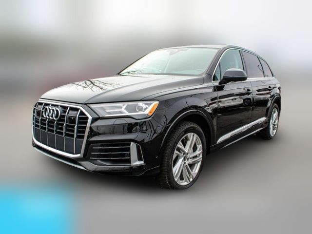 2022 Audi Q7 Premium Plus