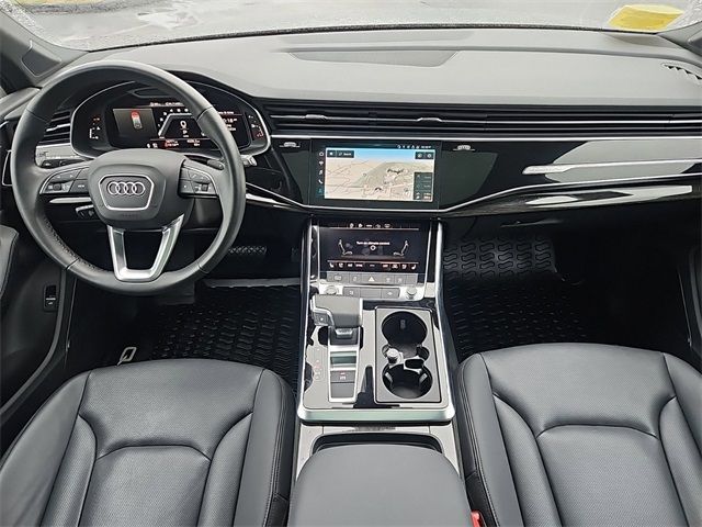 2022 Audi Q7 Premium Plus