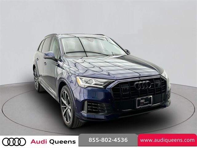 2022 Audi Q7 Premium Plus