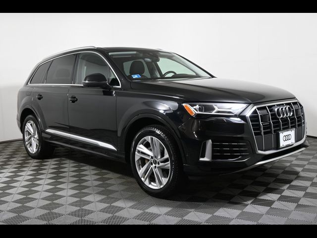 2022 Audi Q7 Premium Plus