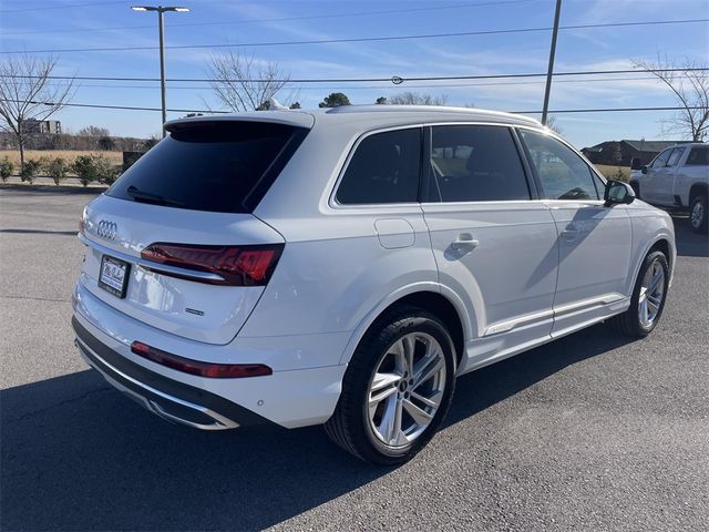 2022 Audi Q7 Premium Plus