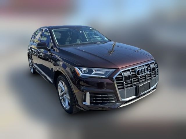 2022 Audi Q7 Premium Plus