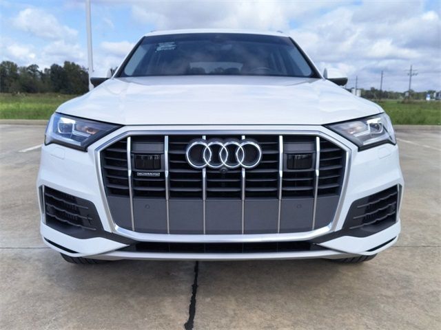 2022 Audi Q7 Premium Plus