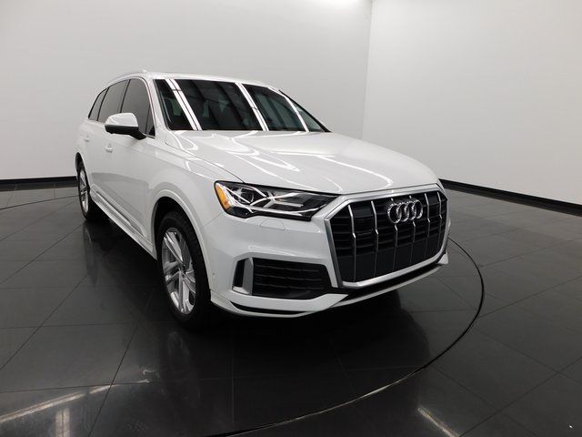 2022 Audi Q7 Premium Plus