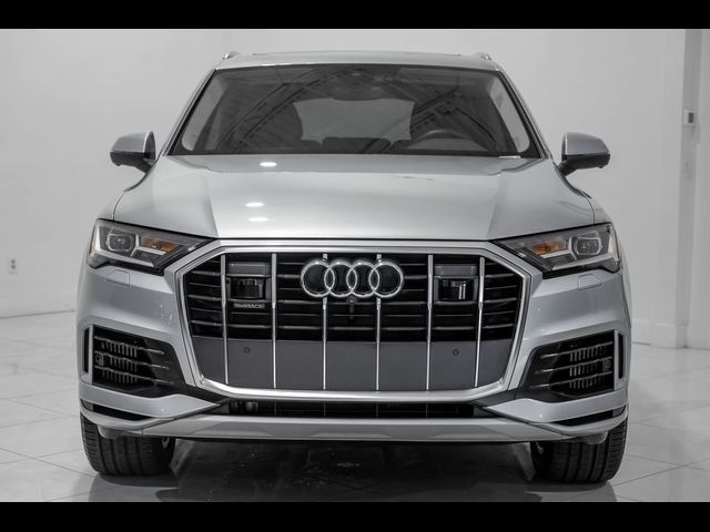 2022 Audi Q7 Premium Plus