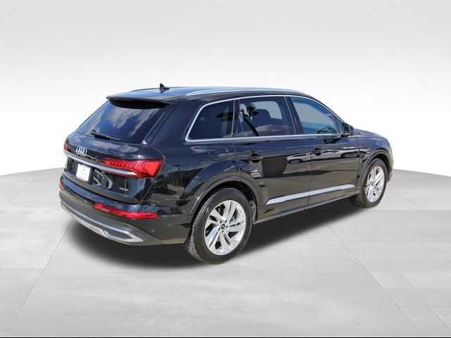 2022 Audi Q7 Premium Plus