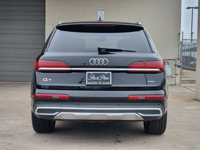 2022 Audi Q7 Premium Plus