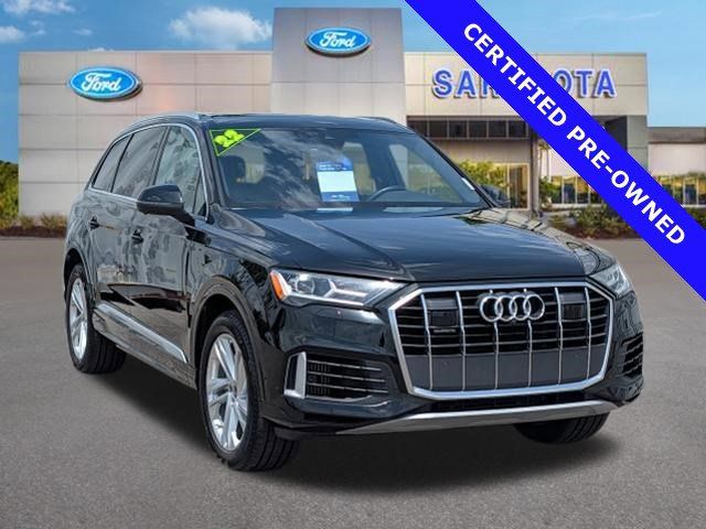 2022 Audi Q7 Premium Plus