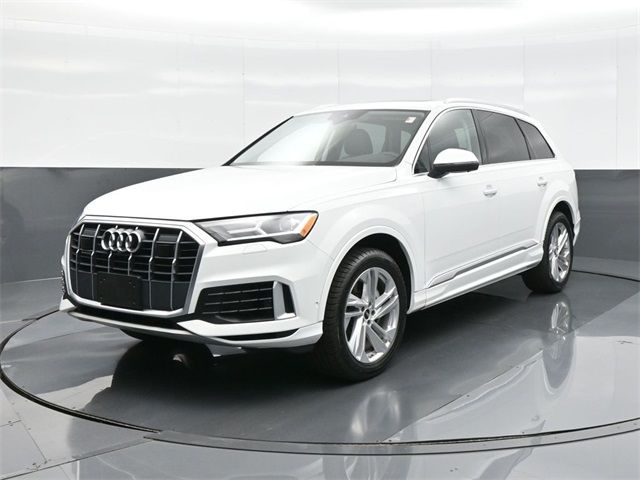 2022 Audi Q7 Premium Plus