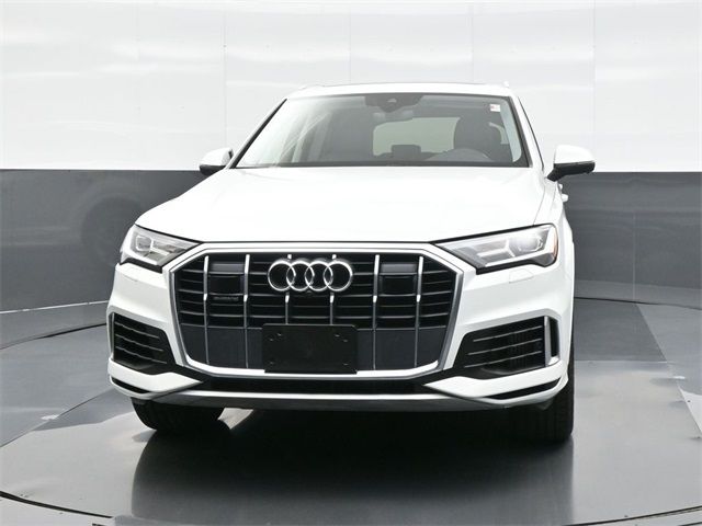 2022 Audi Q7 Premium Plus