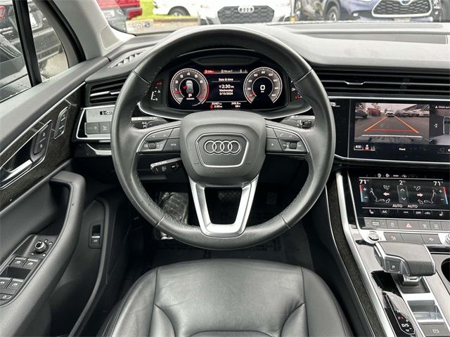 2022 Audi Q7 Premium Plus