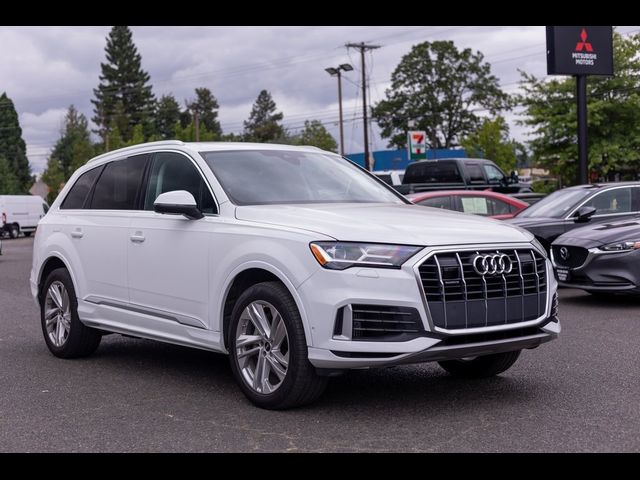 2022 Audi Q7 Premium Plus