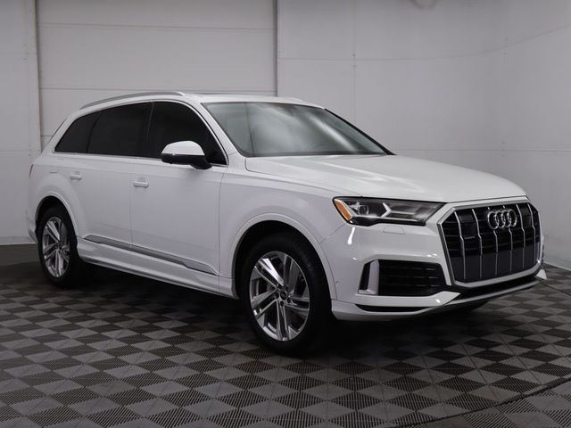 2022 Audi Q7 Premium Plus