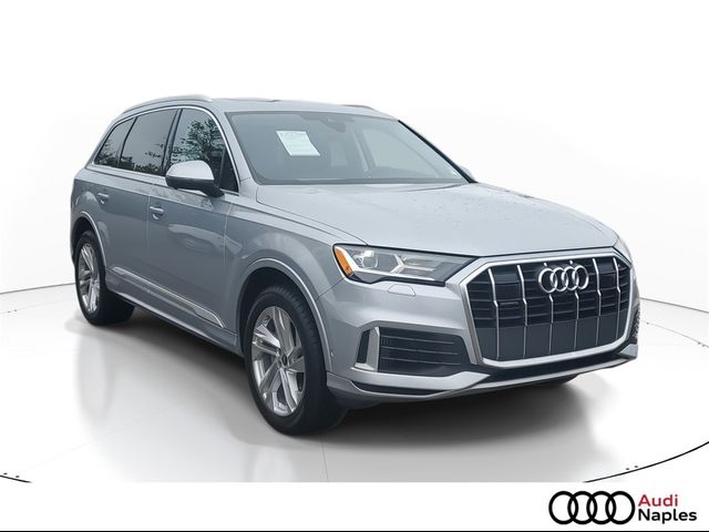 2022 Audi Q7 Premium Plus