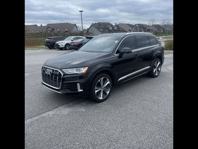 2022 Audi Q7 Premium Plus