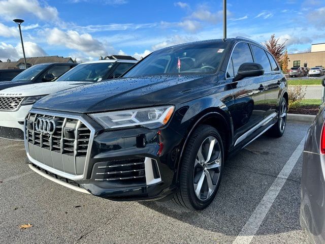 2022 Audi Q7 Premium Plus