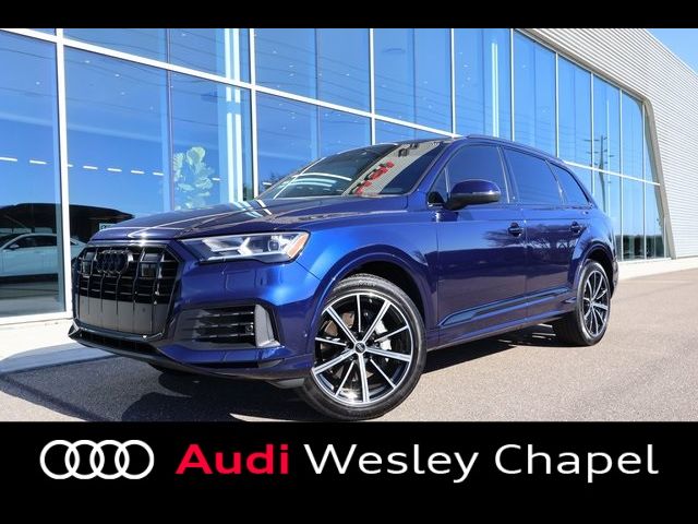 2022 Audi Q7 Premium Plus